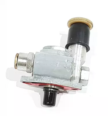 Топливный насос подкачки 33.1106010 на Cummins 740