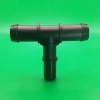 Быстросъемный штуцер ID18-15.82-ID18-Т-образный для системы охлаждения, угловой | NS09-T47