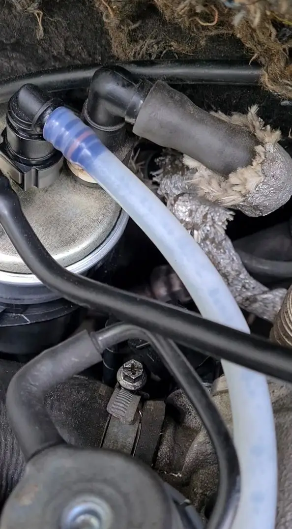 Начали делать пластиковые топливные трубки с изгибами простых конфигураций (ремонт).