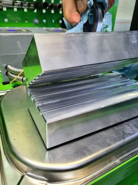 Начали делать пластиковые топливные трубки с изгибами простых конфигураций (ремонт).