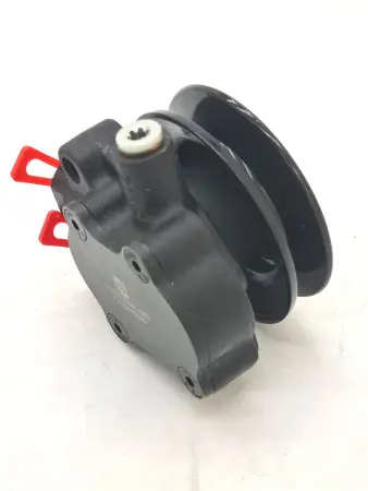 Топливный насос (ТННД) 04296790 для DEUTZ 2012, 1013