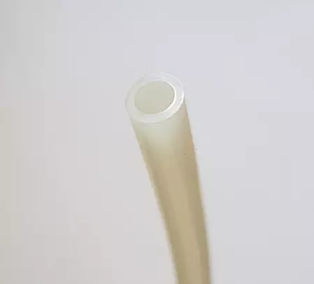 Топливная пластиковая полиамидная трубка ID4, 6x1, PA12, белая полупрозрачная