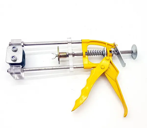 Инструмент для надевания пластиковых трубок на быстросъемный штуцер