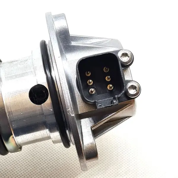 Топливный насос RE539764, 24В для John Deere